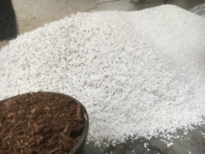 Adding peat moss to perlite